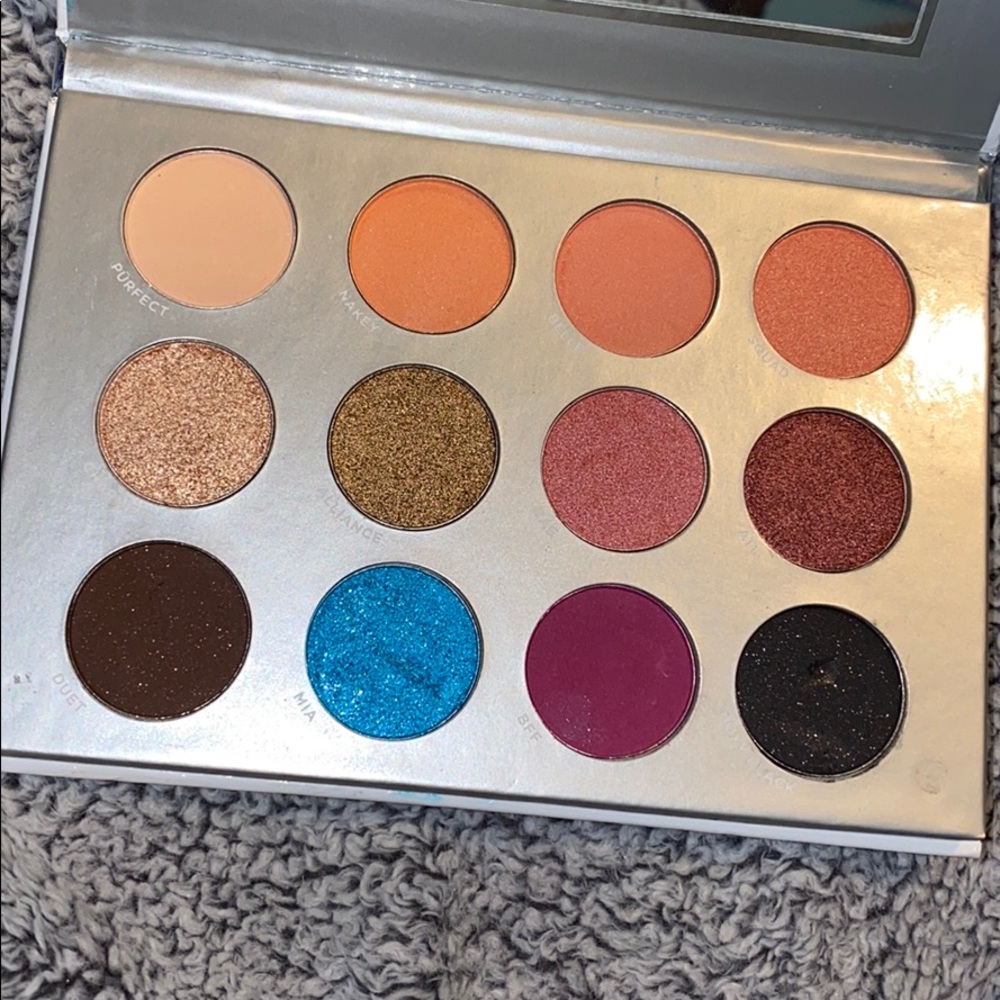 BoxyCharm X PUR. Eyeshadow Pallet.